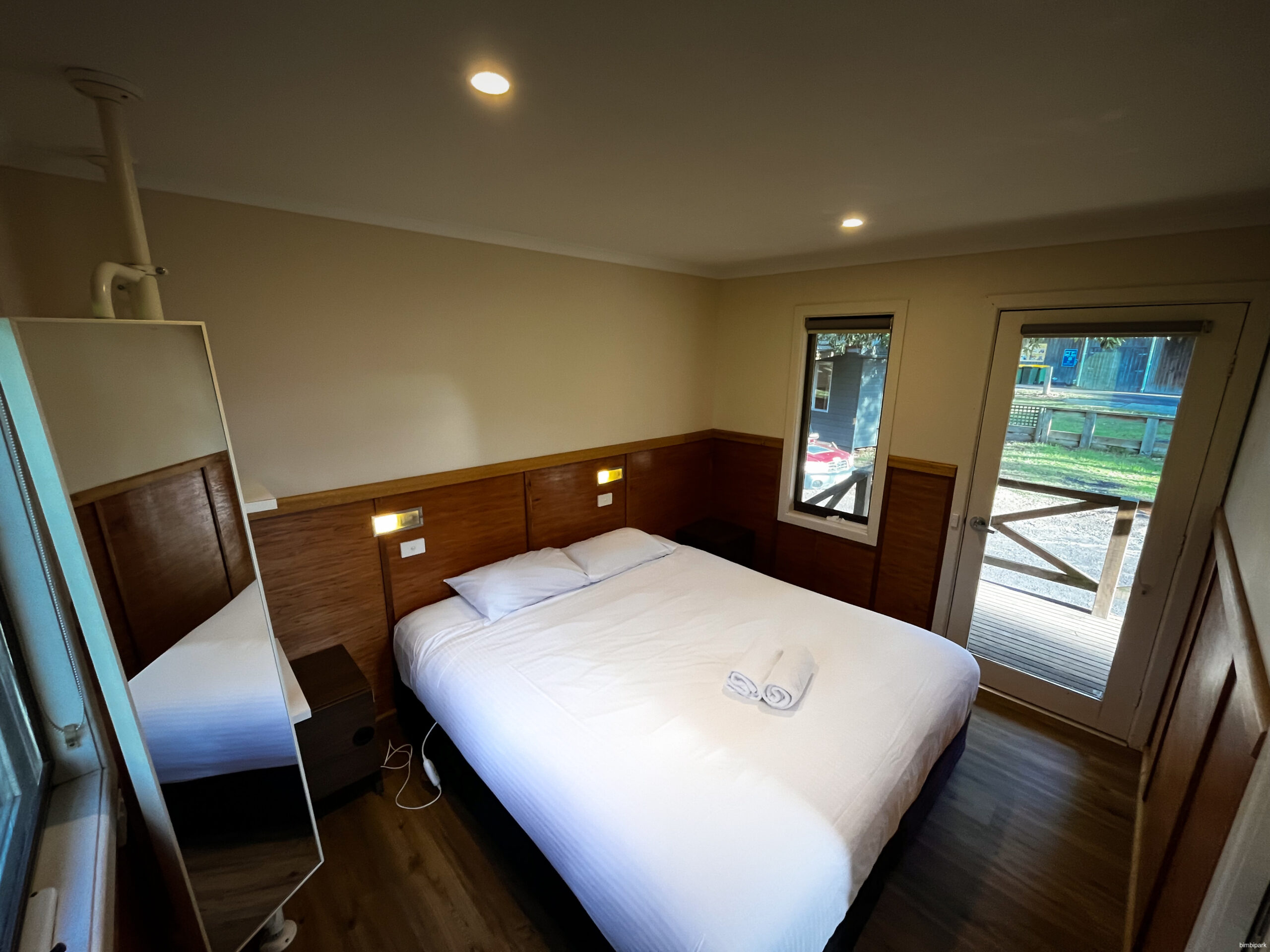 Standard Cabin No Ensuite KING BED 2_enhanced_bimbipark